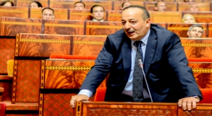 هذا ما قاله وزير الإتصال محمد الأعرج عن ترحيل صحفي "إيراني" تم توقيفه بالحسيمة هذا ما قاله وزير الإتصال محمد الأعرج عن ترحيل صحفي "إيراني" تم توقيفه بالحسيمة