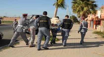 الدرك الملكي بدار الكبداني يقوم بحملات تمشيطية لمحاربة الجريمة الدرك الملكي بدار الكبداني يقوم بحملات تمشيطية لمحاربة الجريمة