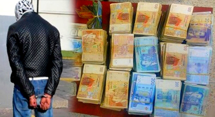 بعد نصب كمين محكم.. الأمن يوقع شابا سرق 230 مليون سنتيم من منزل مشغلته بعد نصب كمين محكم.. الأمن يوقع شابا سرق 230 مليون سنتيم من منزل مشغلته