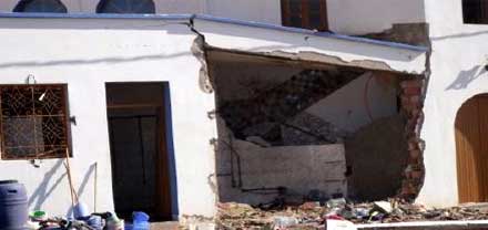 انهيار جدران مسجد في انفجار مسخن ماء في الناظور انهيار جدران مسجد في انفجار مسخن ماء في الناظور