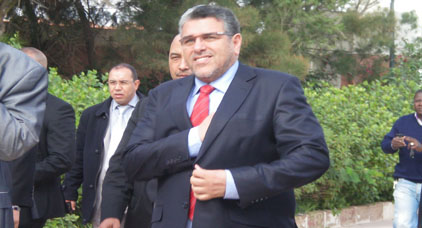 بعد إفلاس صندوق معاشات البرلمانيين.. الرميد يدعو إلى إلغاء تقاعد الوزراء بعد إفلاس صندوق معاشات البرلمانيين.. الرميد يدعو إلى إلغاء تقاعد الوزراء