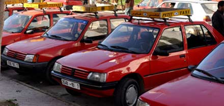 جمعية سائقي ومستغلي سيارات الأجرة الصغيرة بالناظور تعقد جمعها العام العادي جمعية سائقي ومستغلي سيارات الأجرة الصغيرة بالناظور تعقد جمعها العام العادي