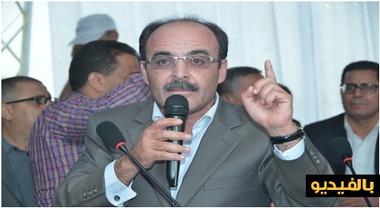 نشطاء يذكرون إلياس بهذا الفيديو.. الفساد هو اللي خاص يمشي الحبس والشباب المعتقلين خاصهم يحكموا نشطاء يذكرون إلياس بهذا الفيديو.. الفساد هو اللي خاص يمشي الحبس والشباب المعتقلين خاصهم يحكموا