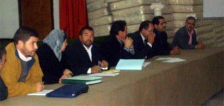 آباء وأولياء تلاميذ إقليم الناظور يناقشون مشاكل أبناءهم بالمؤسسات التعليمية آباء وأولياء تلاميذ إقليم الناظور يناقشون مشاكل أبناءهم بالمؤسسات التعليمية