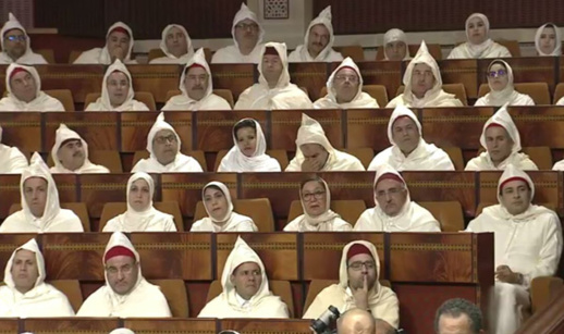 الملك يعلن إحداث وزارة جديدة مكلفة بالشؤون الإفريقية و خلية لتتبع وتقييم المشاريع المنجزة الملك يعلن إحداث وزارة جديدة مكلفة بالشؤون الإفريقية و خلية لتتبع وتقييم المشاريع المنجزة