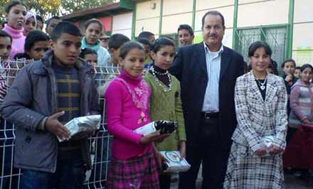 جمعية ثسغناس للثقافة والتنمية تنظم أنشطة إشعاعية بمدرسة احدادن جمعية ثسغناس للثقافة والتنمية تنظم أنشطة إشعاعية بمدرسة احدادن