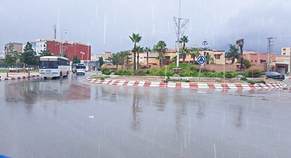تسجيل تساقطات مطرية هامة بالناظور وباقي مناطق الريف منذ الساعات الأولى من صباح اليوم تسجيل تساقطات مطرية هامة بالناظور وباقي مناطق الريف منذ الساعات الأولى من صباح اليوم