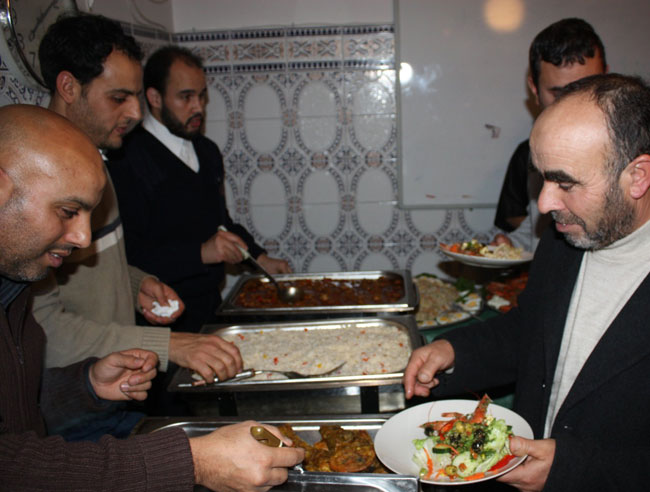 فريق التقوى لكرة القدم يقيم احتفالا بفرانكفورت بمناسبة السنة الهجرية الجديدة فريق التقوى لكرة القدم يقيم احتفالا بفرانكفورت بمناسبة السنة الهجرية الجديدة