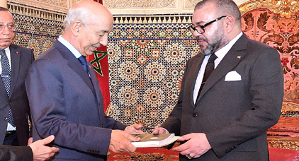 هذه أهم ملاحظات وتوصيات إدريس جطو حول اختلالات برنامج الحسيمة منارة المتوسط هذه أهم ملاحظات وتوصيات إدريس جطو حول اختلالات برنامج الحسيمة منارة المتوسط
