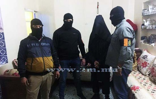 بالصور والفيديو.. هكذا تم إلقاء القبض على 4 دواعش كانوا يخططون لأعمال إرهابية بفاس