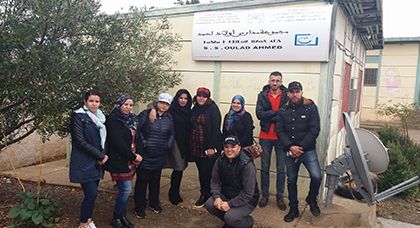 نشطاء يطلقون حملة واسعة لجمع الملابس والأحذية لفائدة الأسر المعوزة بالمناطق النائية نشطاء يطلقون حملة واسعة لجمع الملابس والأحذية لفائدة الأسر المعوزة بالمناطق النائية