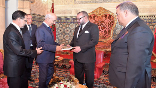 سنة مرت على وفاة سماك الحسيمة وولادة أكبر حركة احتجاجية بالريف.. هل استجابت الدولة لمطالب الحراك؟ سنة مرت على وفاة سماك الحسيمة وولادة أكبر حركة احتجاجية بالريف.. هل استجابت الدولة لمطالب الحراك؟