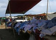 سوق "الأحد" بالعروي أكبر معرض "للخوردة" بإقليم الناظور سوق "الأحد" بالعروي أكبر معرض "للخوردة" بإقليم الناظور