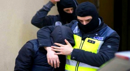 تفاصيل مثيرة.. اعتقال مغربي بمدريد بتهمة الانتماء لـ "داعش" بهذه الطريقة تفاصيل مثيرة.. اعتقال مغربي بمدريد بتهمة الانتماء لـ "داعش" بهذه الطريقة