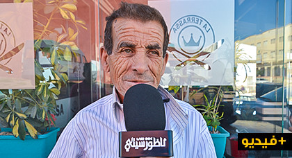 الفنان الكوميدي الملقب بـ"جاكسون الناظور" يُقدم نفسه لقراء ناظورسيتي الفنان الكوميدي الملقب بـ"جاكسون الناظور" يُقدم نفسه لقراء ناظورسيتي