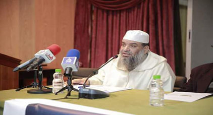 خطير: شيخ سلفي يدعو إلى حرق كتاب "صحيح البخاري نهاية أسطورة" وجلد صاحبه خطير: شيخ سلفي يدعو إلى حرق كتاب "صحيح البخاري نهاية أسطورة" وجلد صاحبه