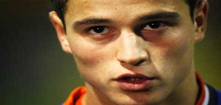 "أفلاي... "حلم البارصا يراود الجميع وانا لاعلم لي بالامر "أفلاي... "حلم البارصا يراود الجميع وانا لاعلم لي بالامر