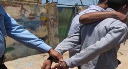 فتح بحث قضائي مع تلميذ استخدم العنف في حق أستاذ خلال مزاولته لمهامه فتح بحث قضائي مع تلميذ استخدم العنف في حق أستاذ خلال مزاولته لمهامه