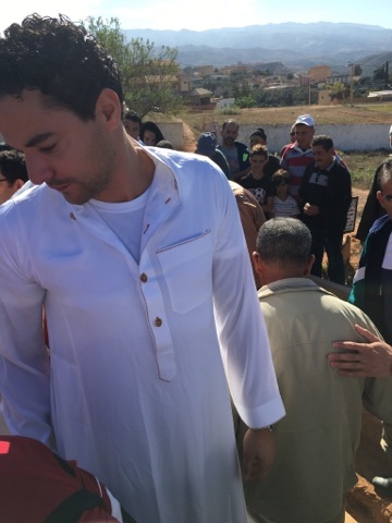 صور.. عثمان بقال اللاعب السابق لنادي بي آس في أيندهوفن يحل بتمسمان لهذا السبب صور.. عثمان بقال اللاعب السابق لنادي بي آس في أيندهوفن يحل بتمسمان لهذا السبب