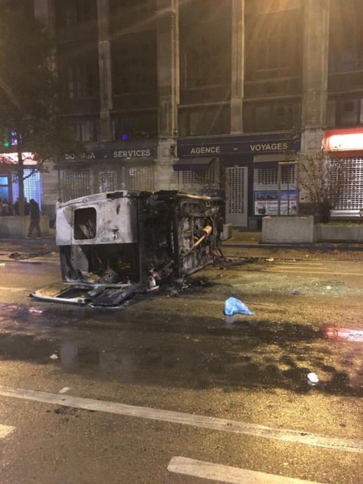 أعمال شغب تتخلل إحتفالات مغاربة بروكسل بتأهل المنتخب الوطني المغربي لنهائيات كأس العالم أعمال شغب تتخلل إحتفالات مغاربة بروكسل بتأهل المنتخب الوطني المغربي لنهائيات كأس العالم