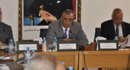 زلزال جديد يعصف بمسؤول داخل عمالة الحسيمة ويوقف منح دراسية لأبناء عائلات غنية زلزال جديد يعصف بمسؤول داخل عمالة الحسيمة ويوقف منح دراسية لأبناء عائلات غنية