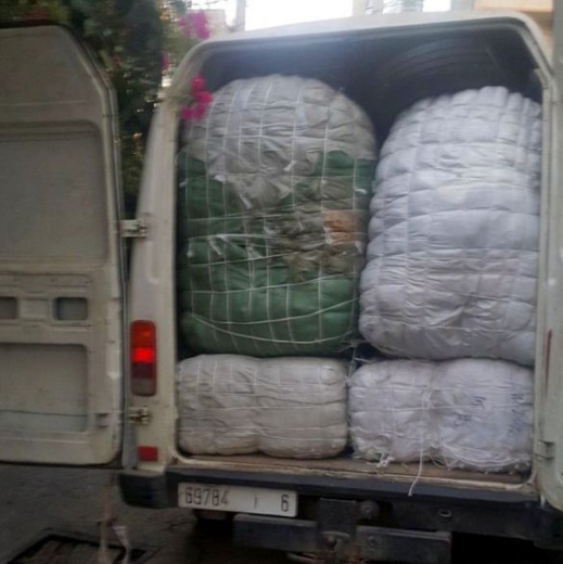 كمين جمركي يطيح بأخطر عصابة تشتغل في مجال التهريب كمين جمركي يطيح بأخطر عصابة تشتغل في مجال التهريب