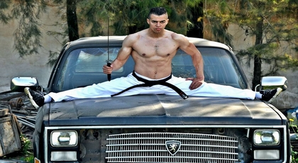 الشرطي "هشام الملولي" يفكر في الانتحار داخل زنزانته الشرطي "هشام الملولي" يفكر في الانتحار داخل زنزانته