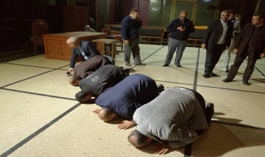 بالصور.. المحكمة تبرئ أعضاء حزب العدالة والتنمية المتابعين  في ملف مقتل الطالب بنعيسى أيت الجيد