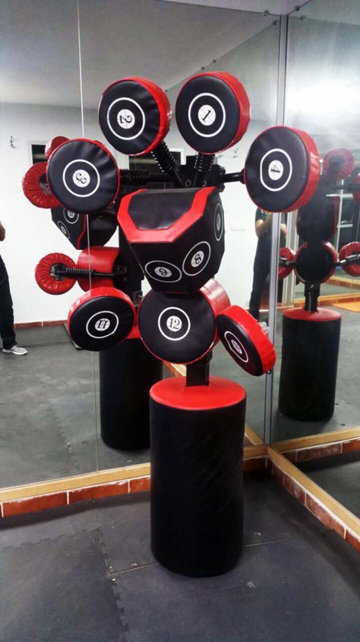 غير إلاَ مبغيتيش تريني: الإشتراك في نادي "غولد فيتنيس" ب 5000 درهم فقط غير إلاَ مبغيتيش تريني: الإشتراك في نادي "غولد فيتنيس" ب 5000 درهم فقط