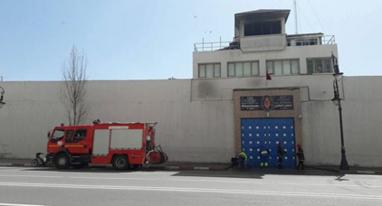 وفاة معتقل بالسجن المحلي بطنجة إثر إصابته بنوبة قلبية حادة وفاة معتقل بالسجن المحلي بطنجة إثر إصابته بنوبة قلبية حادة