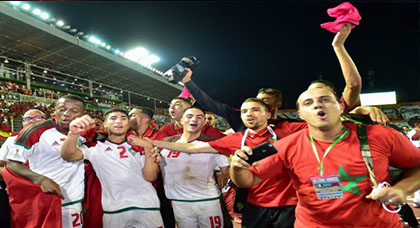اللاعب الريفي سفيان أمرابط يتحدث عن الضغوطات الهولندية قبل التحاقه بالأسود اللاعب الريفي سفيان أمرابط يتحدث عن الضغوطات الهولندية قبل التحاقه بالأسود