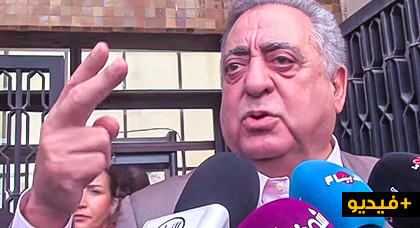 زيان يفجرها من جديد... انا ما نكذبش باش نخلي الزفزافي على خاطرو وها الناس لي كيضغطو زيان يفجرها من جديد... انا ما نكذبش باش نخلي الزفزافي على خاطرو وها الناس لي كيضغطو