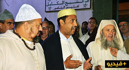 مريدو الزاوية العيساوية بالناظور يحيون ليلة دينية إحتفالا بذكرى المولد النبوي الشريف