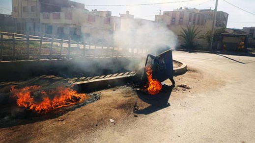 مجهولون يحرقون حاويات الأزبال بالناظور ومواطنون ينددون 