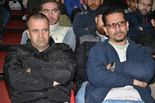 مهنيو "النقل الحضري" بالناظور يستنكرون "القرار الصهيوني ضد القدس" ويطالبون بتجويد وضعيتهم المهنية مهنيو "النقل الحضري" بالناظور يستنكرون "القرار الصهيوني ضد القدس" ويطالبون بتجويد وضعيتهم المهنية