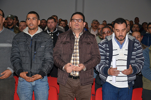 مهنيو "النقل الحضري" بالناظور يستنكرون "القرار الصهيوني ضد القدس" ويطالبون بتجويد وضعيتهم المهنية مهنيو "النقل الحضري" بالناظور يستنكرون "القرار الصهيوني ضد القدس" ويطالبون بتجويد وضعيتهم المهنية