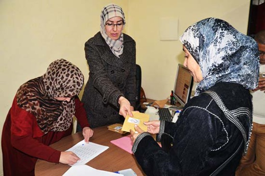 الرحمة توزع 200 كفالة للأيتام وتدعو المحسنين للإنخراط في هذه المبادرة الرحمة توزع 200 كفالة للأيتام وتدعو المحسنين للإنخراط في هذه المبادرة