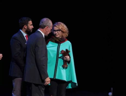 ريفية مهتمة بشؤون المهاجرين بإسبانيا تتوج بالجائزة السنوية التي تمنحها بلدية مالقا ريفية مهتمة بشؤون المهاجرين بإسبانيا تتوج بالجائزة السنوية التي تمنحها بلدية مالقا