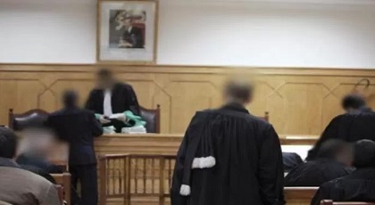 إدانة قائد ورئيس جماعة بالسجن بعد اعتقالهما متلبسين بتلقي 20 مليون رشوة إدانة قائد ورئيس جماعة بالسجن بعد اعتقالهما متلبسين بتلقي 20 مليون رشوة
