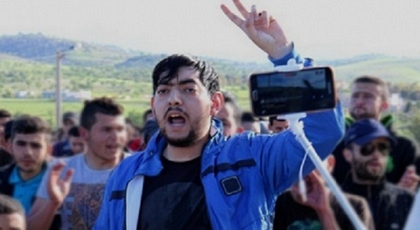 بسبب "التعذيب" المعتقل أناس الخطابي يغيب عن الجلسة بالمحكمة ويزور طبيبا نفسيا بسبب "التعذيب" المعتقل أناس الخطابي يغيب عن الجلسة بالمحكمة ويزور طبيبا نفسيا