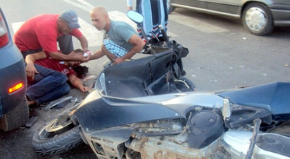 رجل مسن يلفظ أنفاسه متأثرا بإصاباته البليغة إثر حادث سير خطير بالدريوش رجل مسن يلفظ أنفاسه متأثرا بإصاباته البليغة إثر حادث سير خطير بالدريوش