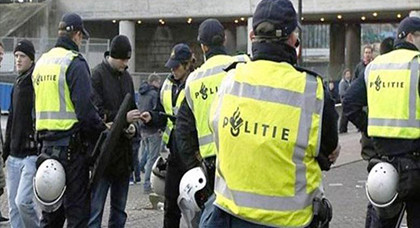 هولندا تجرد شقيقين "إرهابيين" يعيشان في مدينة روتردام من جنسيتهما هولندا تجرد شقيقين "إرهابيين" يعيشان في مدينة روتردام من جنسيتهما