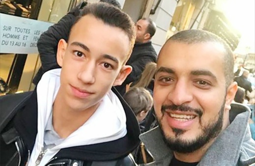 أول "سيلفي" لولي العهد الأمير مولاي الحسن أول "سيلفي" لولي العهد الأمير مولاي الحسن