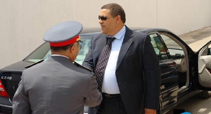 من بينهم مسؤولين كبار.. الداخلية تمنع 300 رجل سلطة من السفر من بينهم مسؤولين كبار.. الداخلية تمنع 300 رجل سلطة من السفر