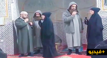 شابة إسبانية تشهر إسلامها وسط أئمة ووعاظ أهدوها مصحفا مترجما بالإسبانية بالناظور شابة إسبانية تشهر إسلامها وسط أئمة ووعاظ أهدوها مصحفا مترجما بالإسبانية بالناظور