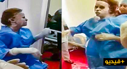بالفيديو.. موظفة تقدم على إضرام النار في نفسها لهذا السبب بالفيديو.. موظفة تقدم على إضرام النار في نفسها لهذا السبب