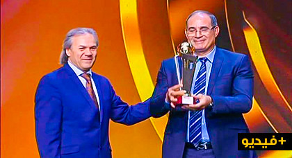 في سابقة...بادو الزاكي يتوج بلقب أحسن مدرب في سابقة...بادو الزاكي يتوج بلقب أحسن مدرب