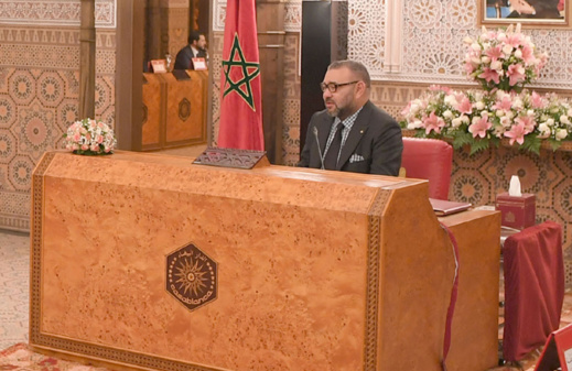 الملك يترأس مجلسا وزاريا.. وافق على ممارسة المرأة لمهنة "العدول" ورفض المصادقة على تداول المعدات العسكرية الملك يترأس مجلسا وزاريا.. وافق على ممارسة المرأة لمهنة "العدول" ورفض المصادقة على تداول المعدات العسكرية