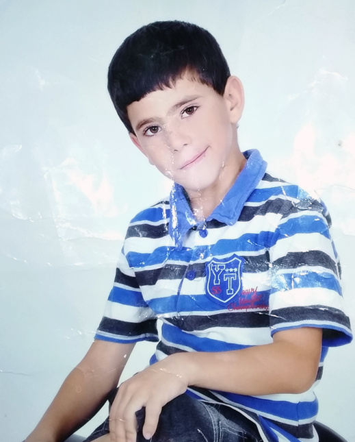 طفل يدعى "نادر بودرا" يتغيب عن أسرته بالناظور ووالدته تترجى مدها بأي معلومة عن مكانه طفل يدعى "نادر بودرا" يتغيب عن أسرته بالناظور ووالدته تترجى مدها بأي معلومة عن مكانه