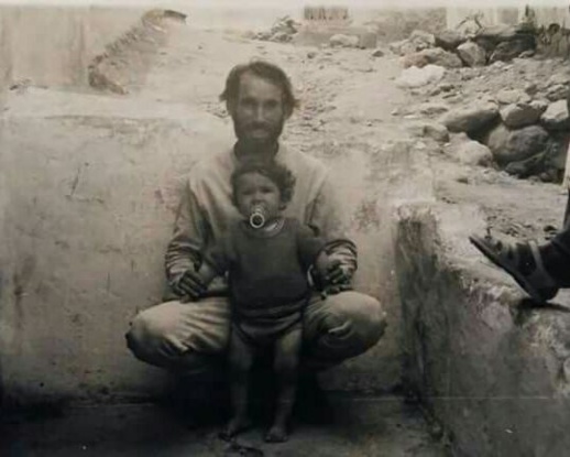 وشم الذاكرة تستحضر كليشيهات من "بوبلاو" زمن الثمانينيات للناظوري المهجري جمال الغازي وشم الذاكرة تستحضر كليشيهات من "بوبلاو" زمن الثمانينيات للناظوري المهجري جمال الغازي